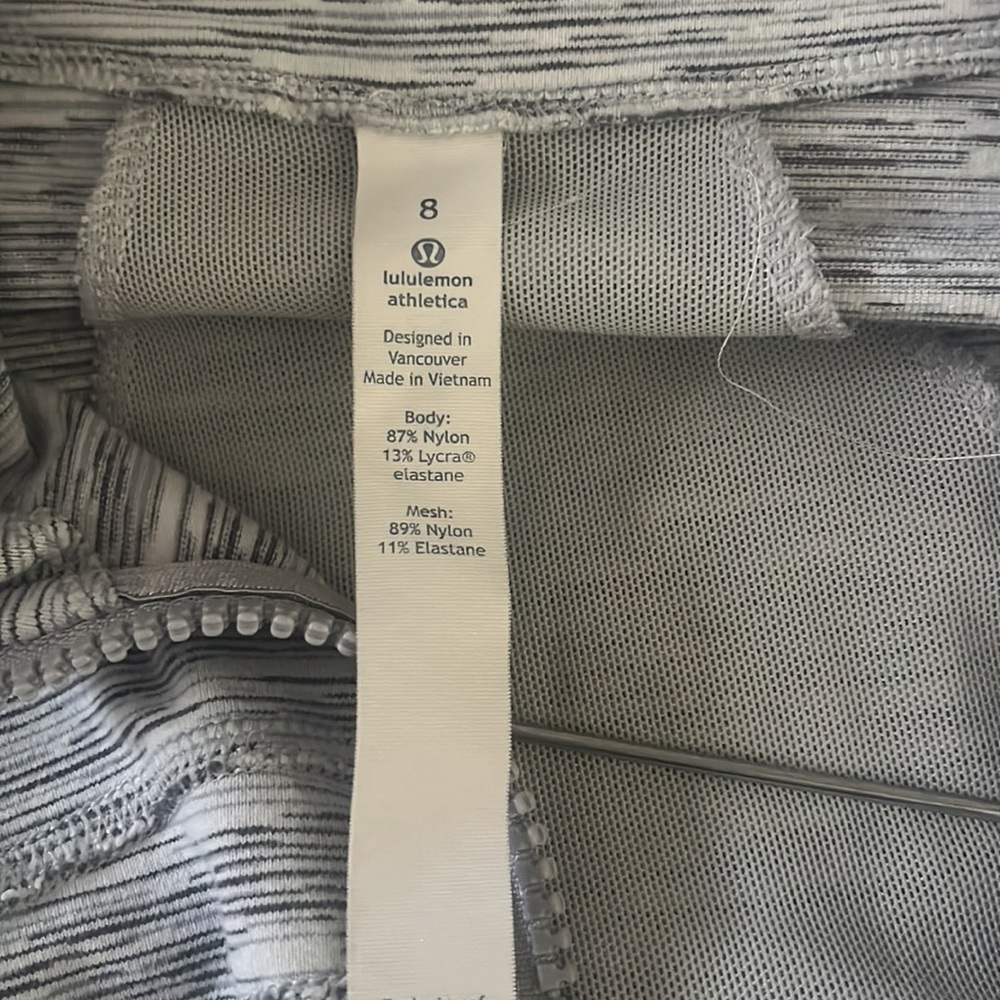 Lululemon Define Jacket - Picture 4 of 7